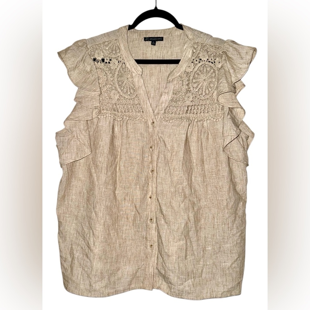 Adrianna Papell Beige Ruffle Sleeve  Blouse, with Lace details 💕